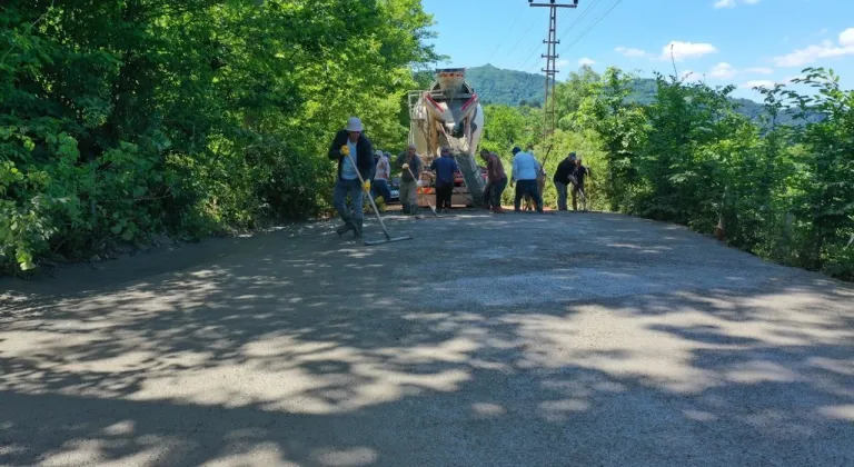 Ünye-Kumru bağlantı yolunda beton sevinci