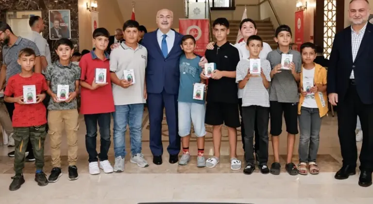 Vali Köşger, Kur’an kursu öğrencileriyle bir araya geldi