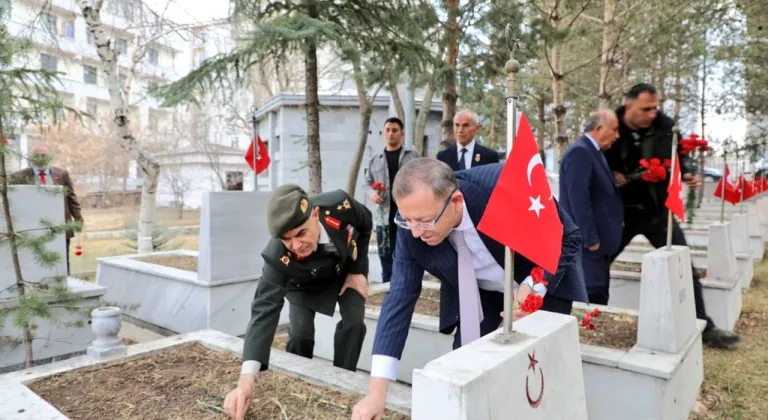 Vali Ziya Polat Bayram Ziyaretlerinde Bulundu