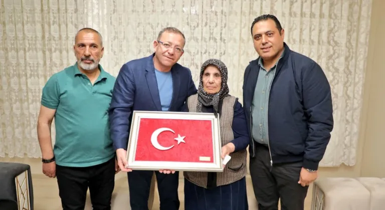 Vali Ziya Polat'tan Anneler Günü'nde şehit annelerine anlamlı ziyaret