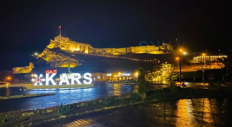 Yağmurun ardından berrak bir Kars gecesi...