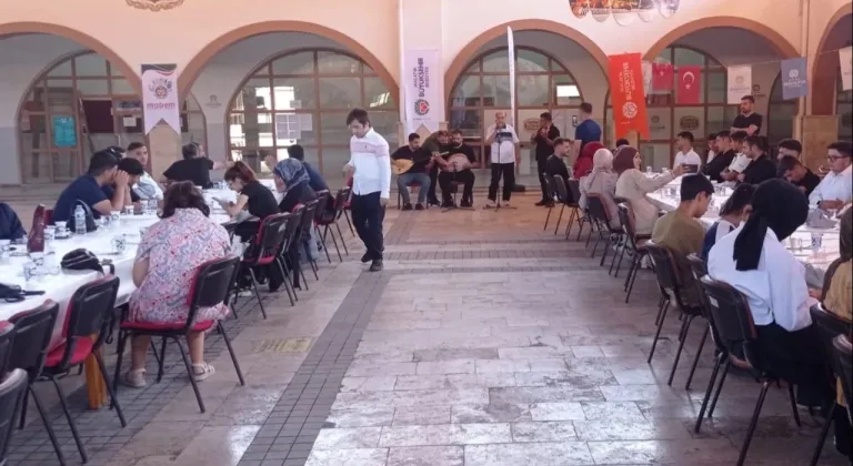 YKS öncesi öğrencilere moral desteği
